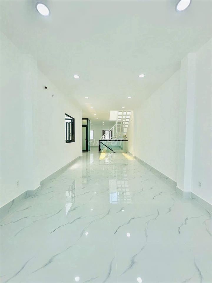 Nhà Mới 100% 4 Tầng DTSD 400m² Nguyễn Trọng Tuyển Tân Bình
