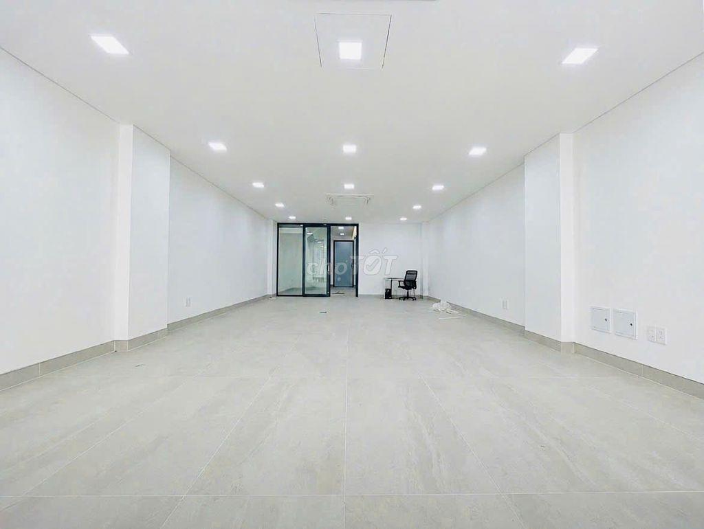 HOT! Căn Góc 491F Huỳnh Văn Bánh P13, 5x20m, Hầm 4L, 550m², Sàn Suốt