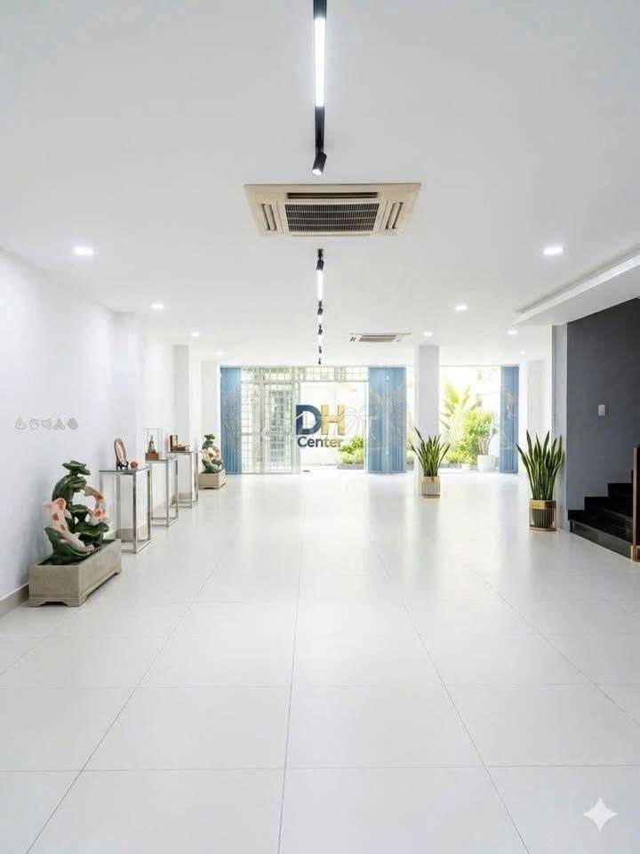 MẶT BẰNG KD PHAN XÍCH LONG – PHÚ NHUẬN – HẦM – THANG MÁY – 288M²