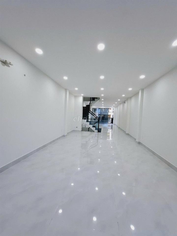 HOT! NHÀ ĐẸP  MẶT TIỀN HOA SỨ, P2 PHÚ NHUẬN – 5 TẦNG - DTSD 400M²