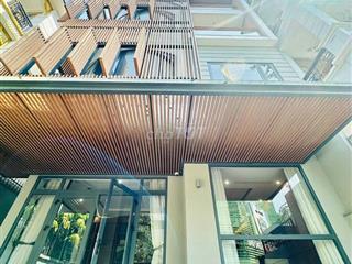 Cho thuê tòa nhà Hoa Đào, Phú Nhuận. 5T, Thang máy, PCCC, DTSD 600m²