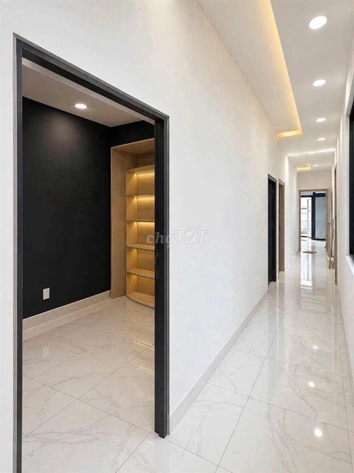 HOT! NHÀ ĐẸP LÊ VĂN SỸ – GÓC 2 MẶT TIỀN – 5m x25m DTSD 250m2 - Chỉ 2X