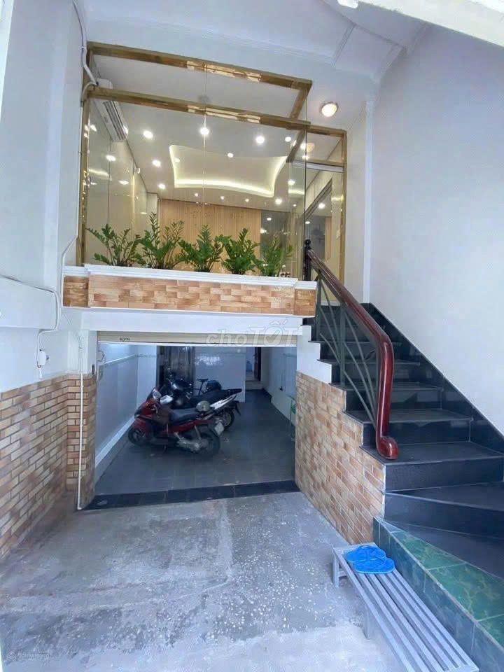 RẺ HIẾM NHÀ ĐẸP 5 TẦNG CÓ HẦM – GIÁ HIẾM NHẤT KHU CHỈ 33 TRIỆU/ THÁNG
