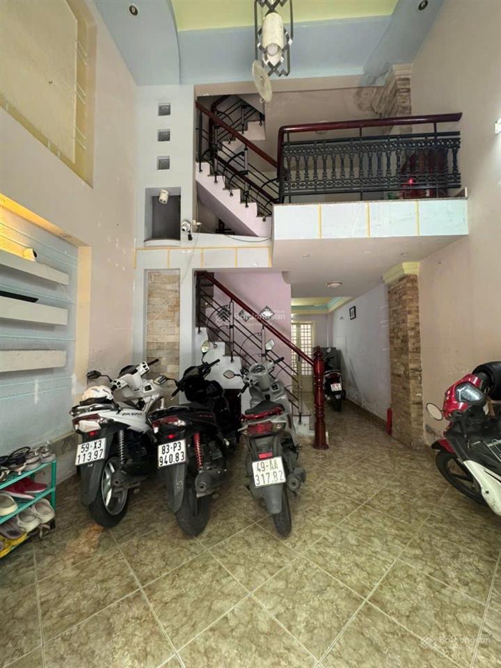 Bán nhà 5 tầng hxh 5 chỗ trục nguyễn văn trỗi nguyễn đình chính, p11. ngay ubnd q.phú nhuận.