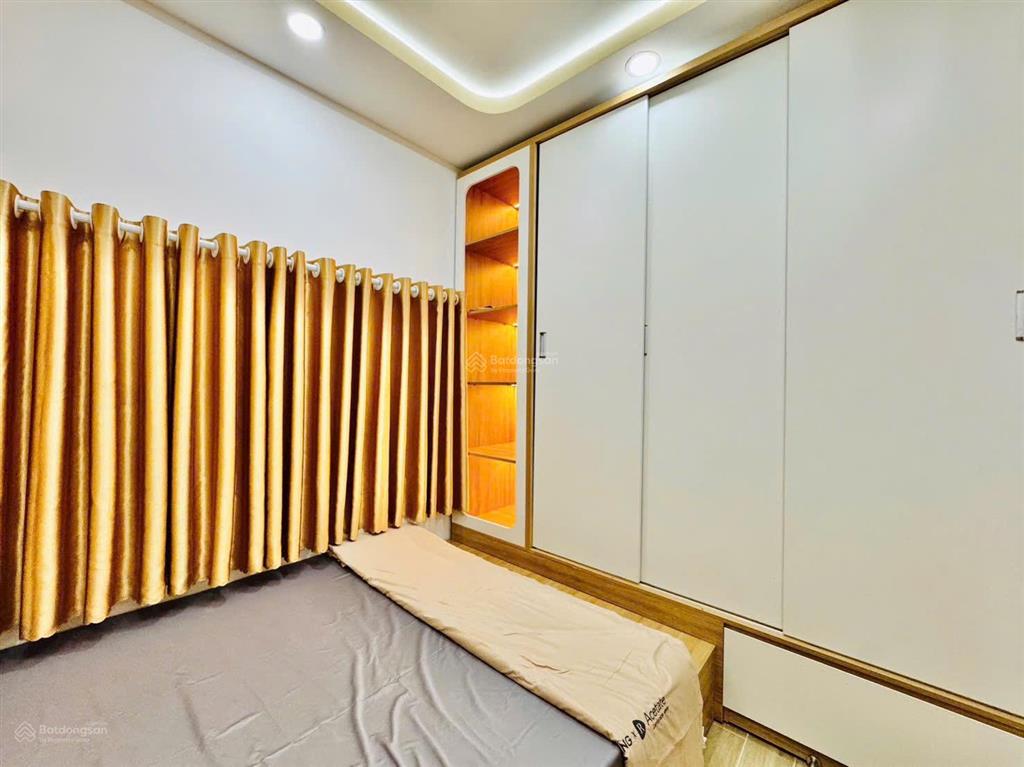 6,15tỷ! bán nhà 3 tầng mới đẹp hoàng hoa thám thích quảng đức, p5. ngay phan đăng lưu, bv hoàn mỹ.
