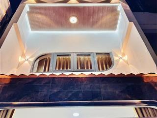 6,15tỷ! bán nhà 3 tầng mới đẹp hoàng hoa thám thích quảng đức, p5. ngay phan đăng lưu, bv hoàn mỹ.