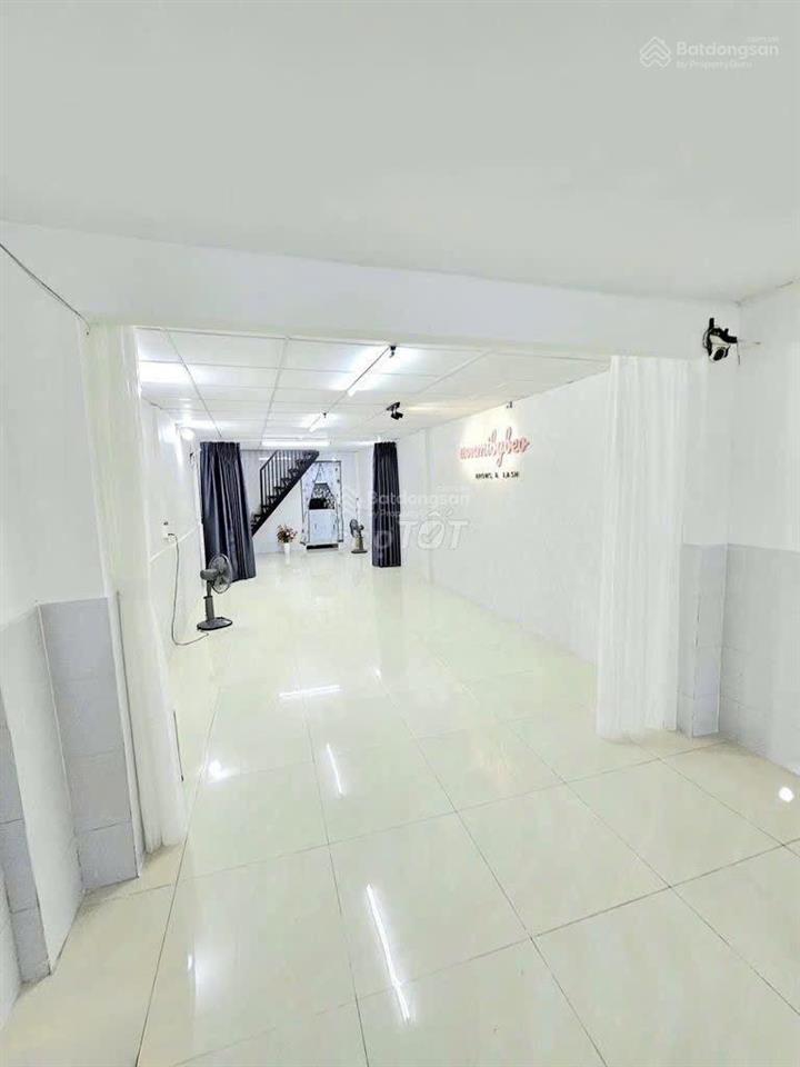 58m2! bán nhà 2 tầng sát mặt tiền huỳnh văn bánh, p11. kế nguyễn văn trỗi, trần huy liệu, lê văn sỹ