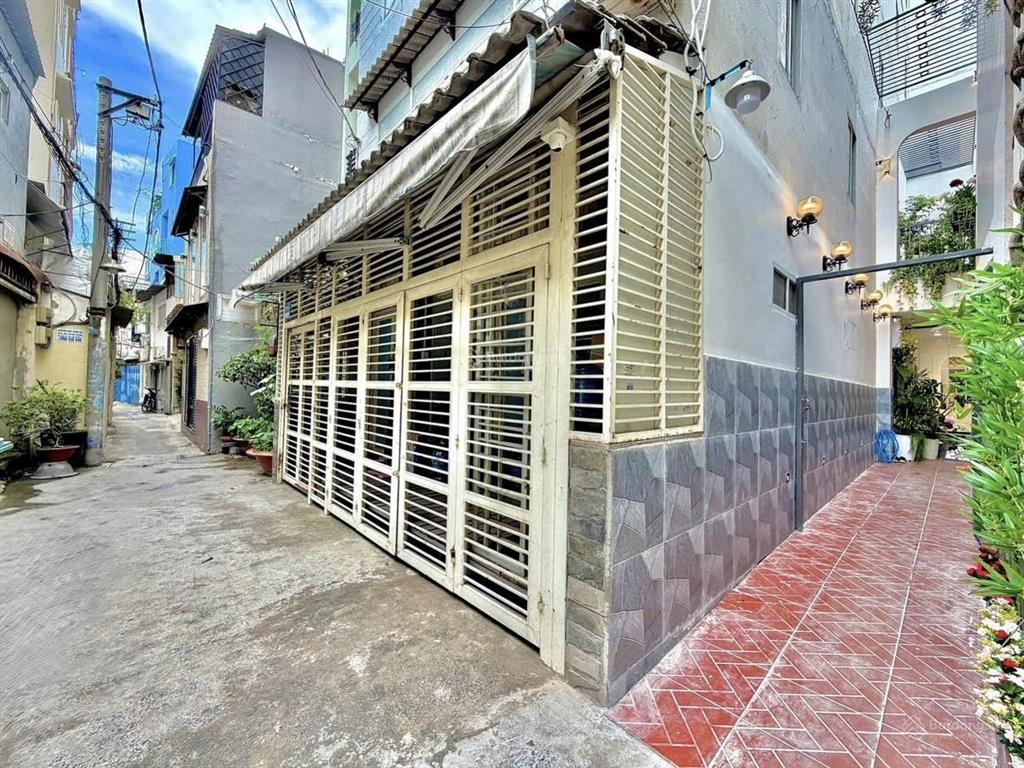 60m2! sát q1! bán nhà 2 tầng khu phan xích longhoa sữa, p7. gần hai bà trưng, chợ tân định.
