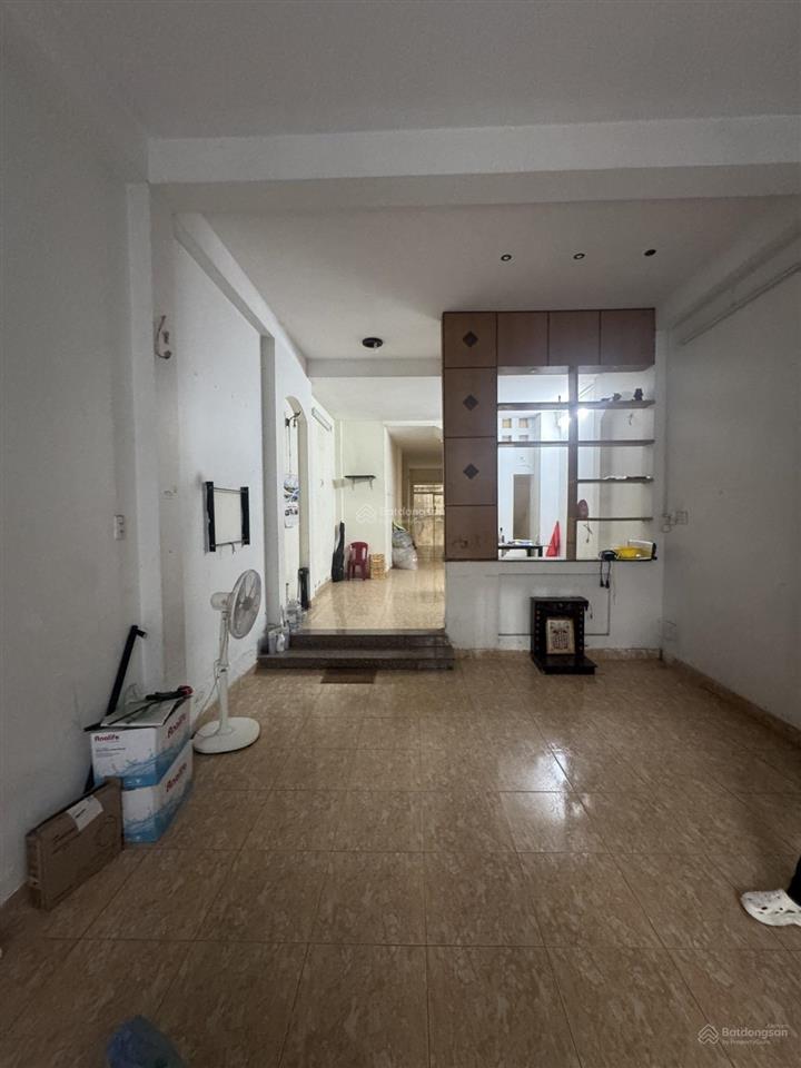 Nhà hẻm xe hơi điện biên phủ trung tâm quận 10 ( 4mx20m) 2 tầng còn ở tốt 3pn 3wc