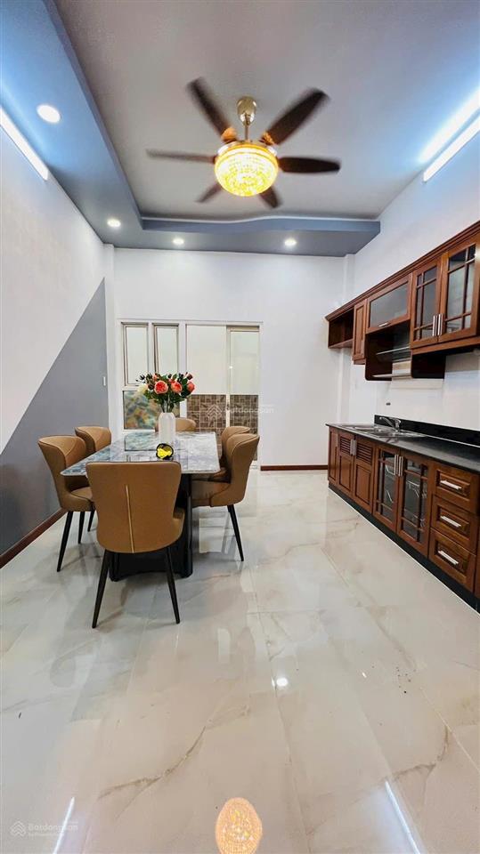 Hẻm xe tải tô hiến thành 63m 5 tầng 6pn nhà mới có khung thang máy