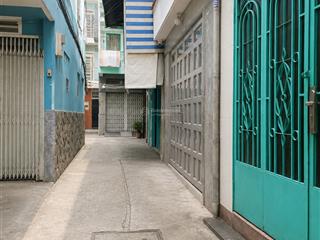 Bán nhà quận 10 4 tầng btct ngang 4.4m vài phút đến vạn hạnh mall
