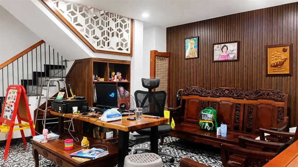 Bán nhà thiên phước, p.9 tân bình (4.4m x 11m) 5 tầng btct xe hơi đến cổng