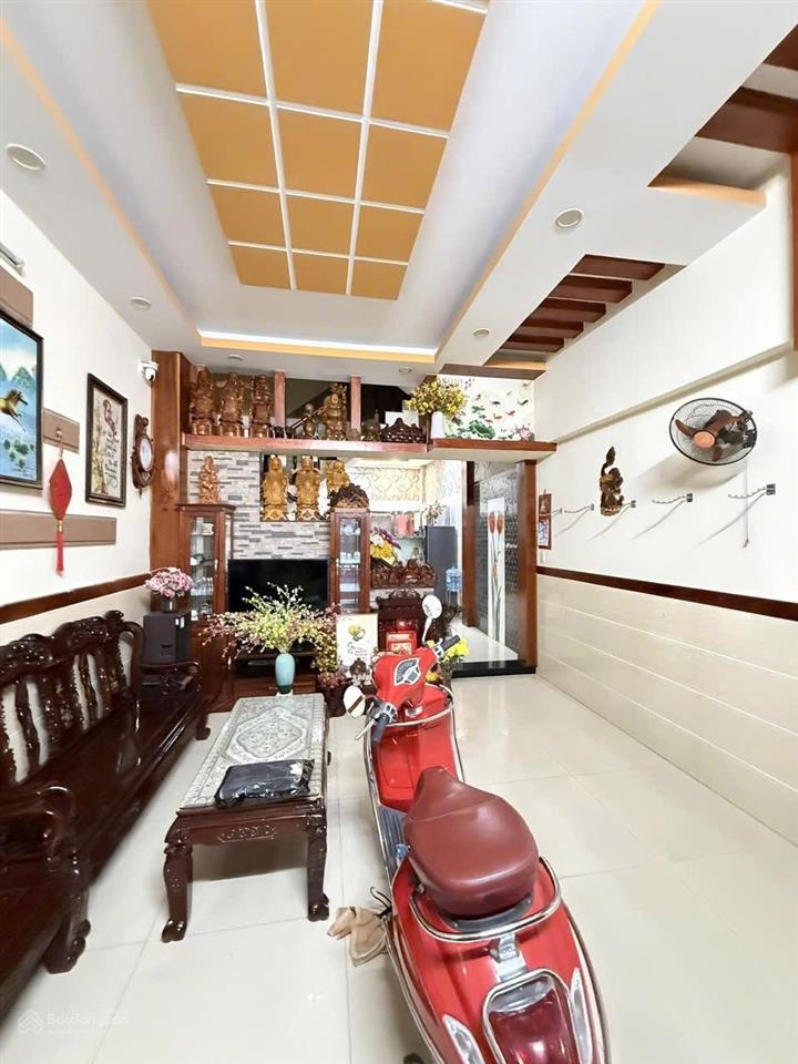 Bán nhà ngay chợ vải tân bình  66m2  5 tầng btct  hẻm 5m thông  ngộp bank
