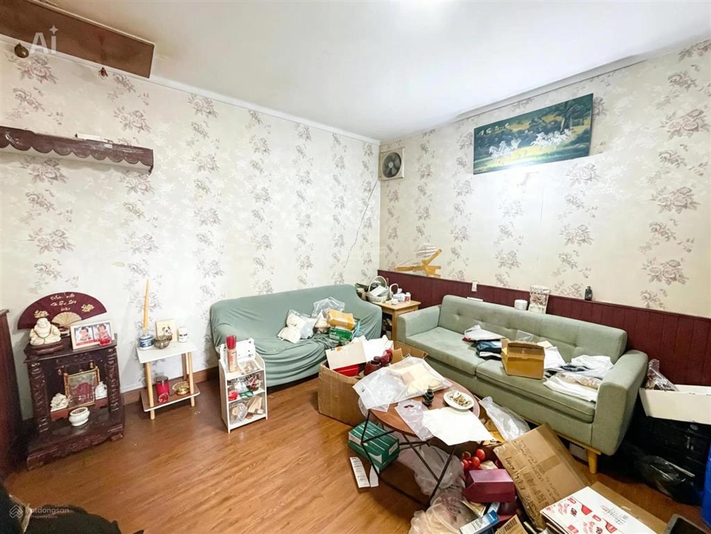 Trung tâm tân bình thông 373 lý thường kiệt lô góc  50m2 hẻm xe hơi thông