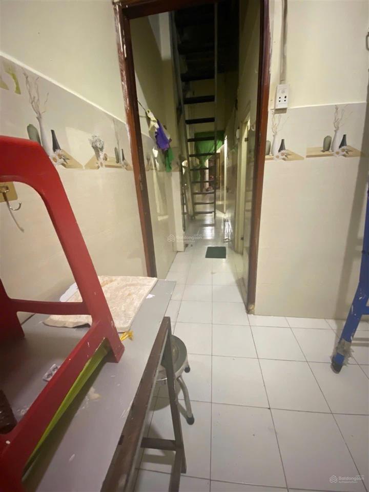 Hàng hiếm tân bình phường 9 cũ  70m nở hậu hẻm ô tô sát nhà hàng xóm lữ gia