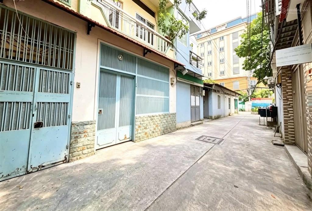 Nhà bán quận 10  gần 100m2  hẻm xe hơi rộng rãi  4 tầng