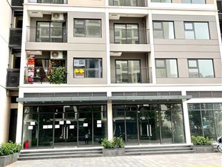 Chính chủ bán shop chân đế s1.10 vinhomes ocean park 1, sẵn dòng tiền 32 triệu/tháng, sổ sẵn