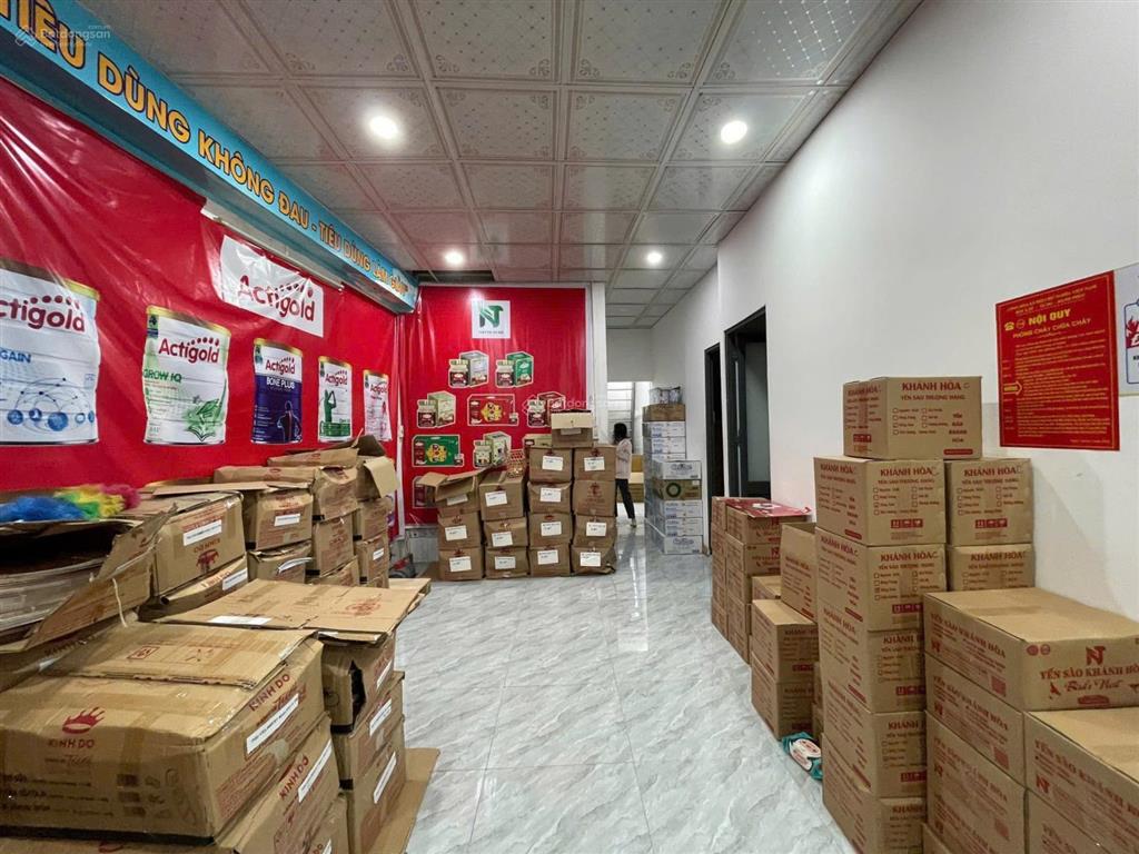 Nhà mặt tiền suối lội có sẵn dòng tiền 7 triệu/tháng, 162m2