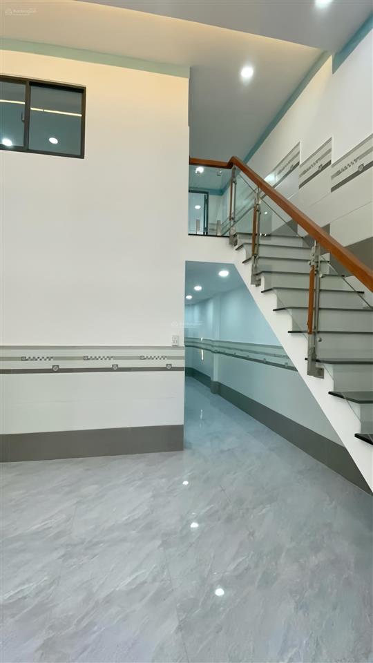 Nhà đẹp 72m đỗ thị xích 1 tỷ 2 sổ hồng riêng, có sân đậu ô tô