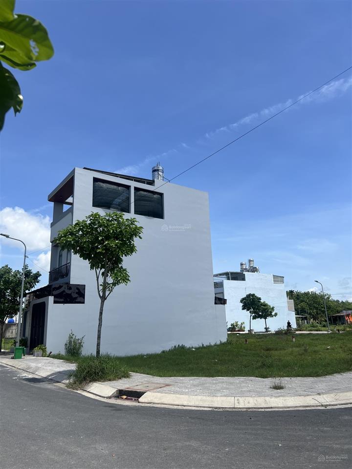 900triệu sở hữu ngay lô góc 80m2 mặt tiền xã tân phú trung, sát vách bv xuyên á