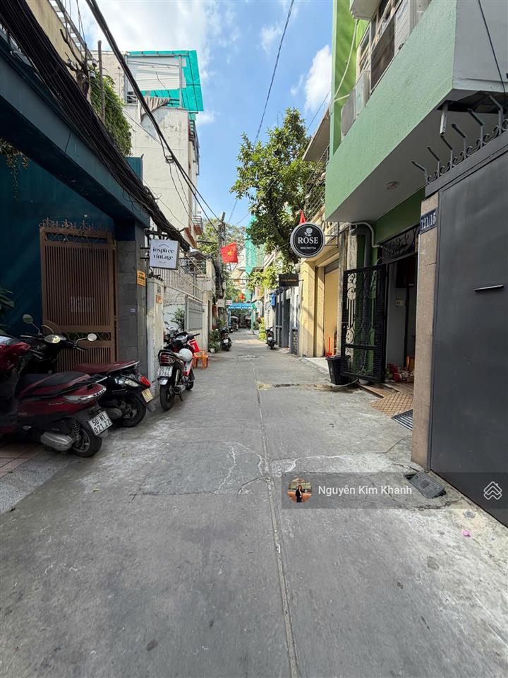 Hxh lê thị riêng  khu phố tây  dt to 131m ngang 6m  xd 5 tầng  tiện kinh doanh chdv