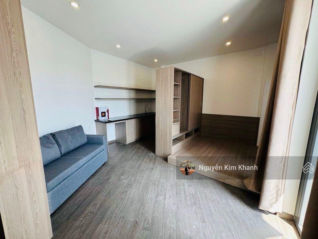 Hẻm xe tải sát mt cmt8  ngay tuyến metro số 2  81m 5 tầng có thang máy dòng tiền 60tr/tháng