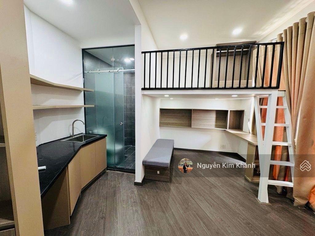 Hẻm xe tải sát mt cmt8  ngay tuyến metro số 2  81m 5 tầng có thang máy dòng tiền 60tr/tháng