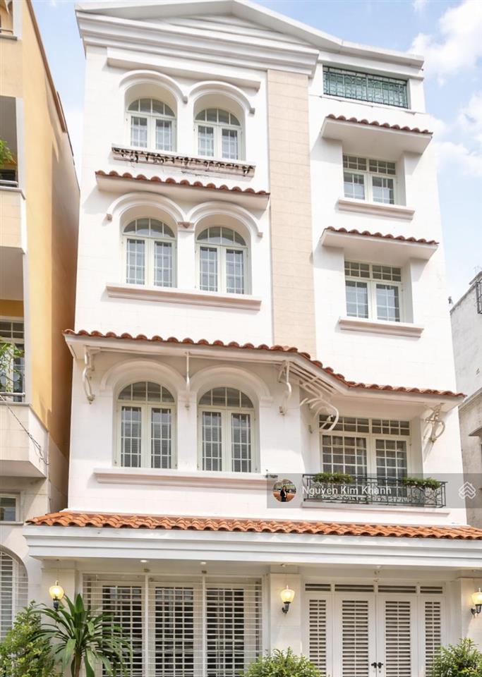 Khu vip sát hxh nguyễn văn trỗi  70m 6 tầng  ngang 7m  12pn wc riêng  phù hợp làm chdv cao cấp