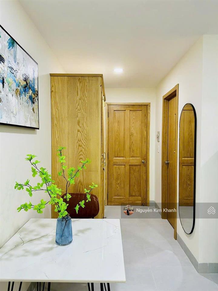 Dòng tiền 90tr/tháng  hxh tránh nhau q1  100m 6 tầng thang máy  khu văn phòng cao cấp