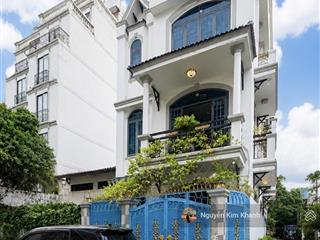 Đi bộ qua thảo cầm viên q1  căn góc 74m p17 bình thạnh  oto ngủ nhà  5 tầng nt gỗ cẩm lai