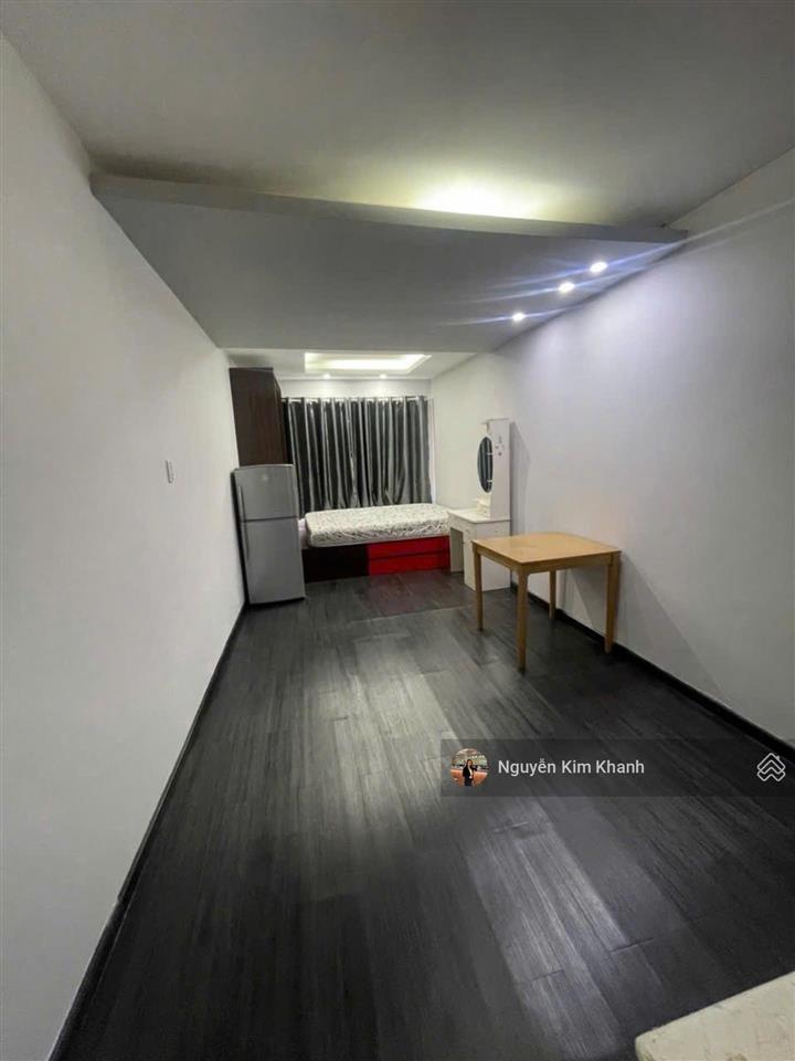Hxh gần chợ bến thành  kế bánh mì huynh hoa  76m 4 tầng  7pn tiện kd chdv  khu phố tây q1