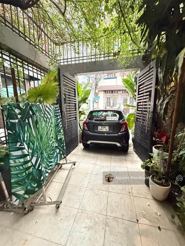 Đối diện gem center  gần ga bason  hẻm 7m oto né  64m 5 tầng 5pn  tiện kd homestay