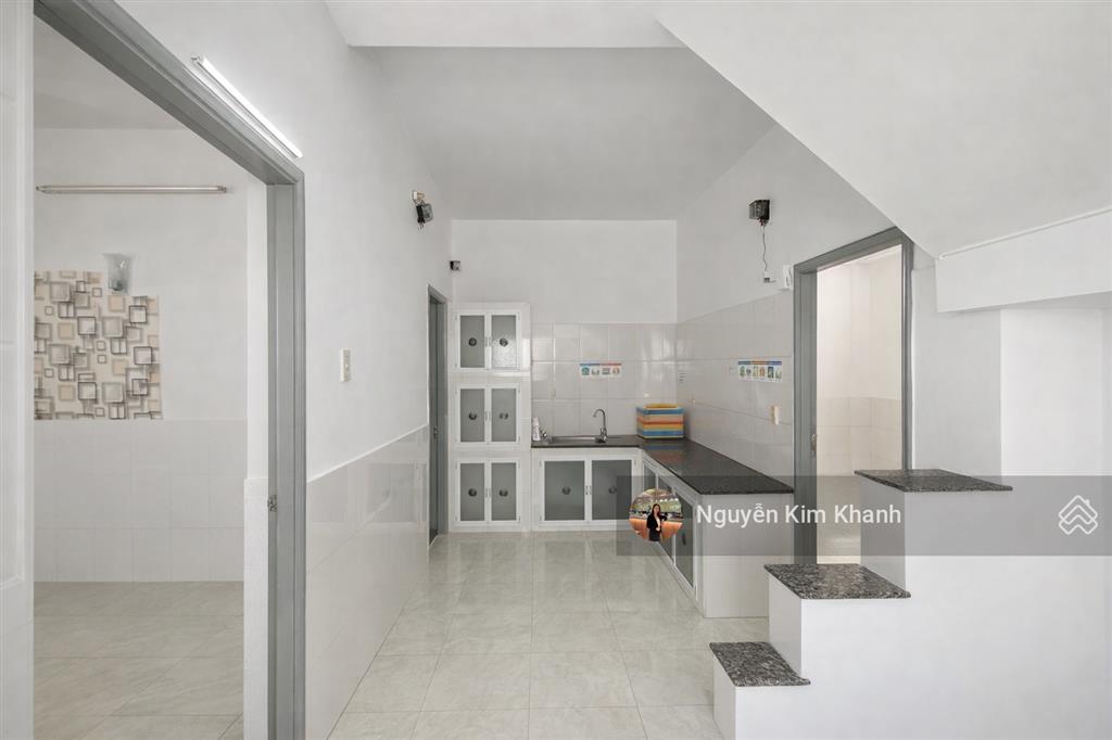 Khu vip sát hxh nguyễn văn trỗi  6 tầng  ngang 7m  12pn wc riêng  phù hợp làm chdv cao cấp