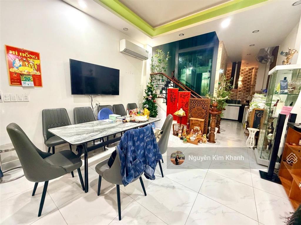Ngộp bank  căn góc thang máy phú nhuận  hxh 7m thông khắp nơi  5 tầng 4pn  nội thất chủ để lại