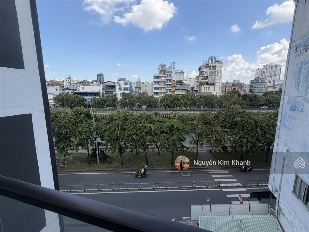 Mặt tiền bờ kè khu phan xích long  110m  ngang 5m  view trực diện sông thoáng mát  nhà mới keng