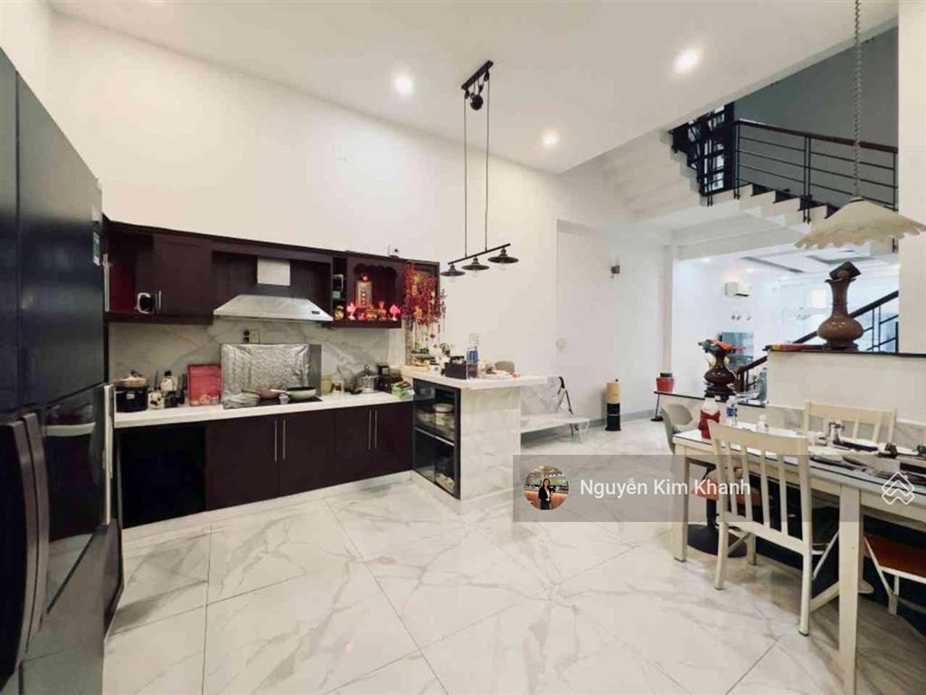Mặt tiền bờ kè khu phan xích long  110m  ngang 5m  view trực diện sông thoáng mát  nhà mới keng