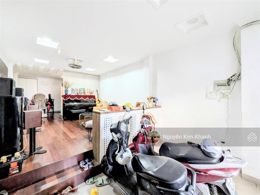 Không qh  hxh nguyễn trãi q1  đối diện bộ ca  4pn  oto tới nhà  12.59 tỷ còn tl