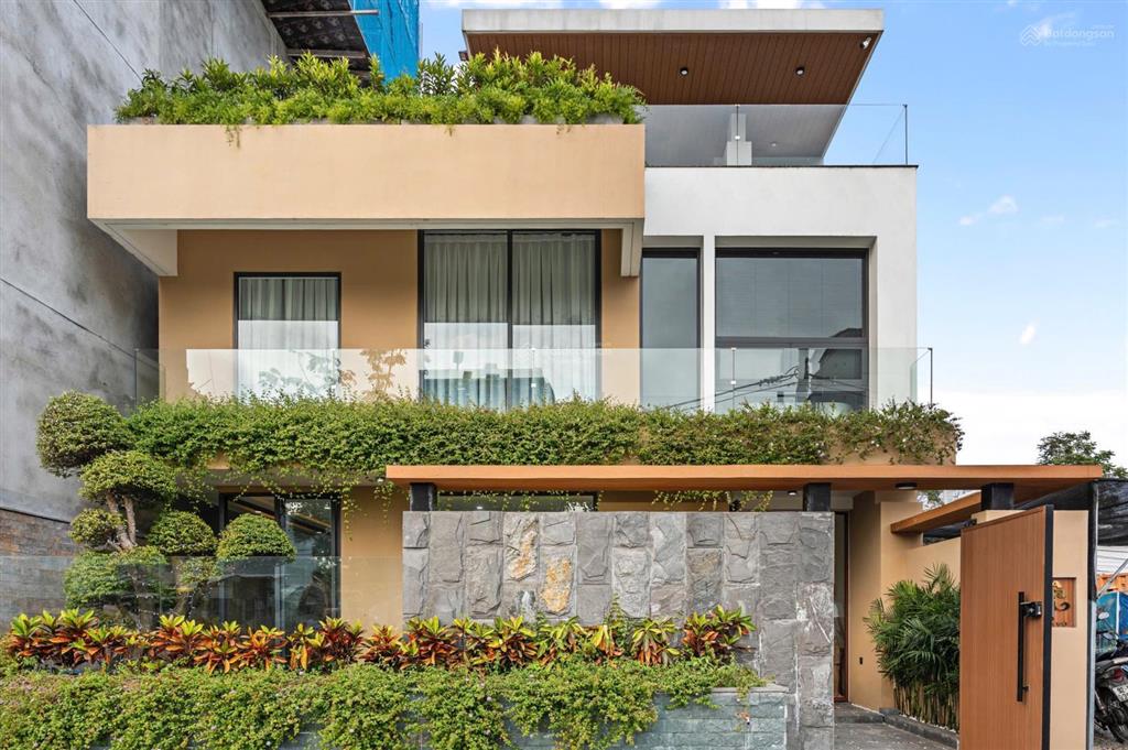 Cần giao dịch siêu villa sát biển mặt tiền vương thừa vũ
