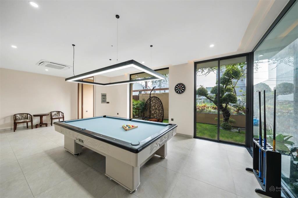 Cần giao dịch siêu villa sát biển mặt tiền vương thừa vũ