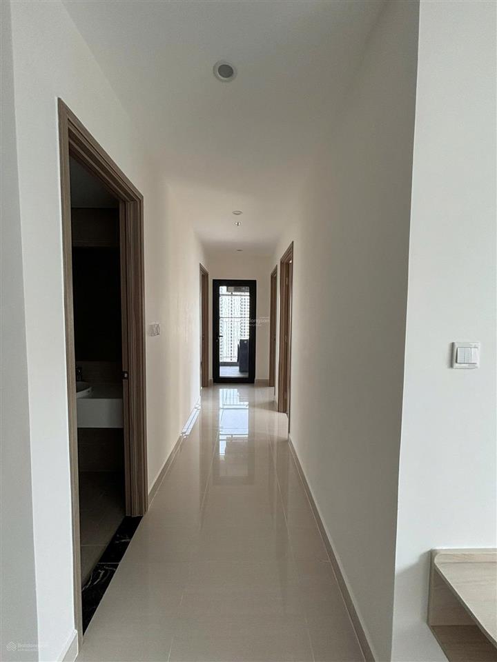 Thuê ngay 3pn giá chỉ 8tr cho căn trống, view vườn nhật, phong thủy đậm chất nhật bản