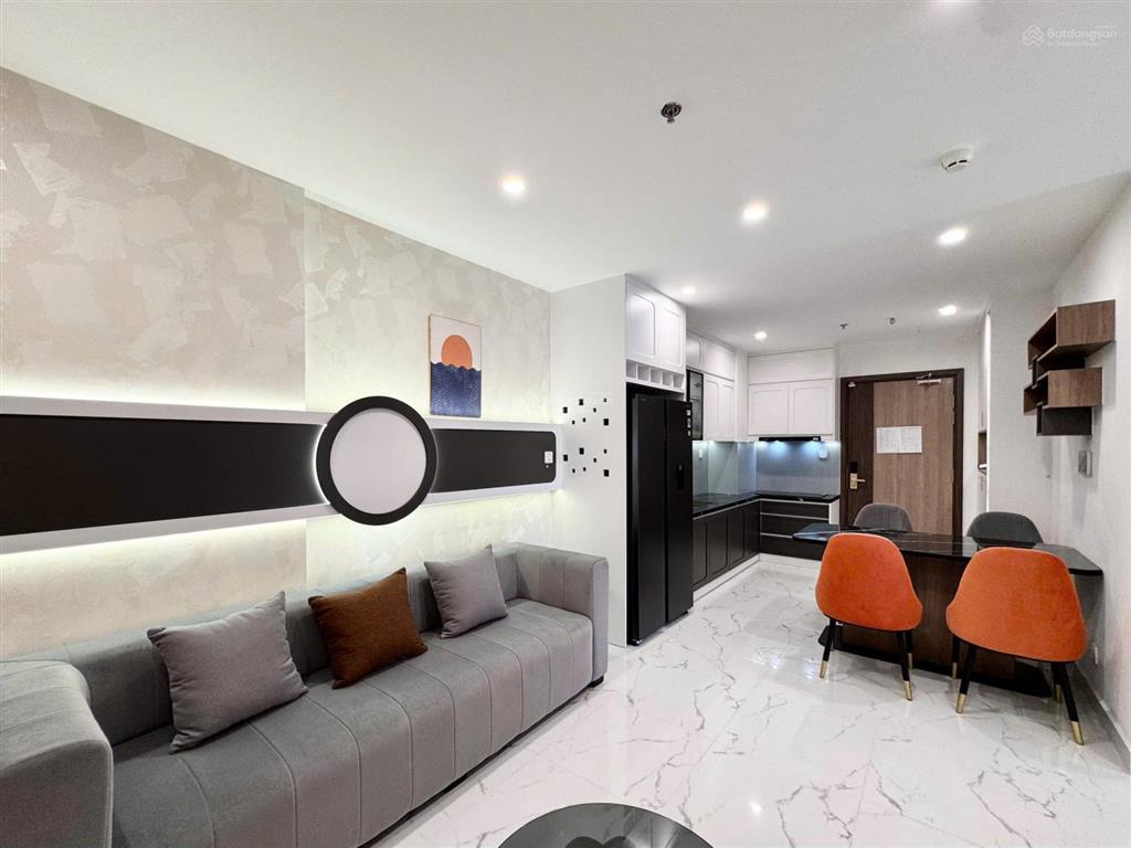 Thuê ngay 3pn giá chỉ 8tr cho căn trống, view vườn nhật, phong thủy đậm chất nhật bản