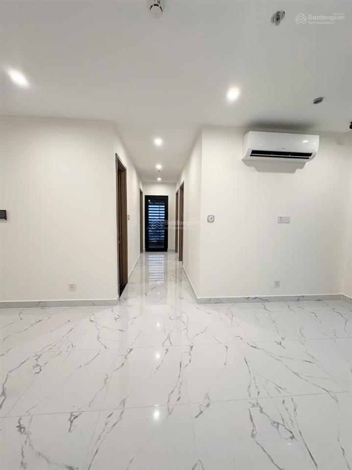 Thuê ngay 3pn giá chỉ 8tr cho căn trống, view vườn nhật, phong thủy đậm chất nhật bản