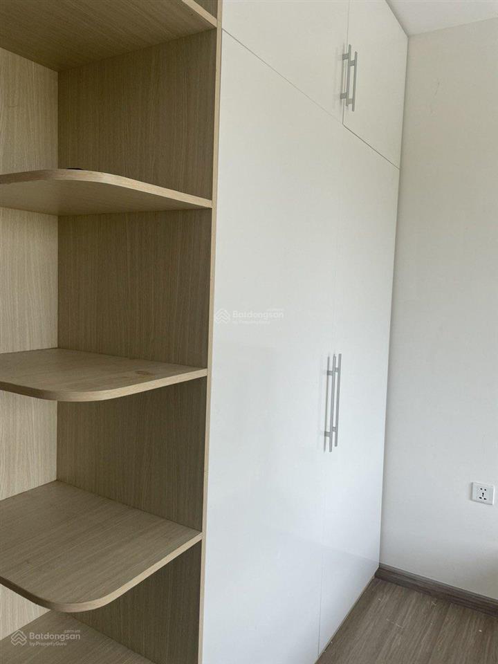 Cho thuê căn hộ 2pn2wc giá sinh viên 5tr8 59m2 hướng đn siêu thoáng mát gửi