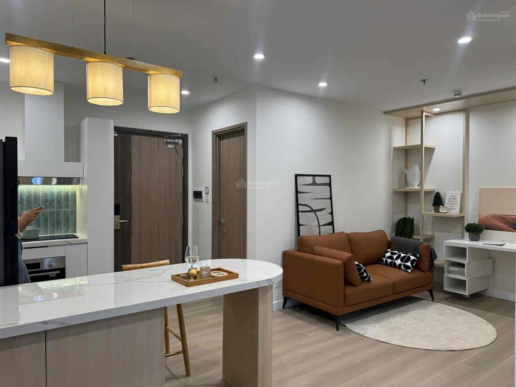 Căn hộ 1pn + 50m2, hướng đông nam mát mẻ tại vinhomes quận 9