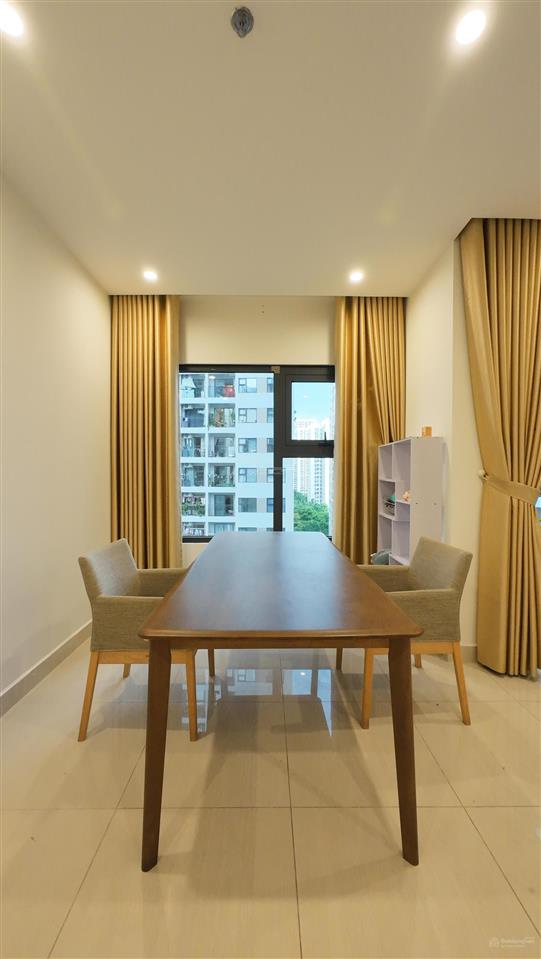 Thuê ngay 2pn 2pn giá hot 7tr/th bếp rèm tại vinhomes grand park