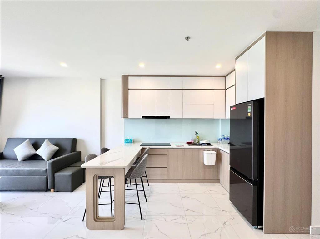 Cho thuê ch 2pn2wc giá sinh viên 5.8tr hướng đn, view sông siêu thoáng mát