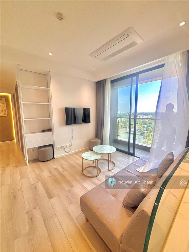 2pn loại lớn nhất 2 view siêu cháy cực thoáng, chỉ xách vali và vào ở