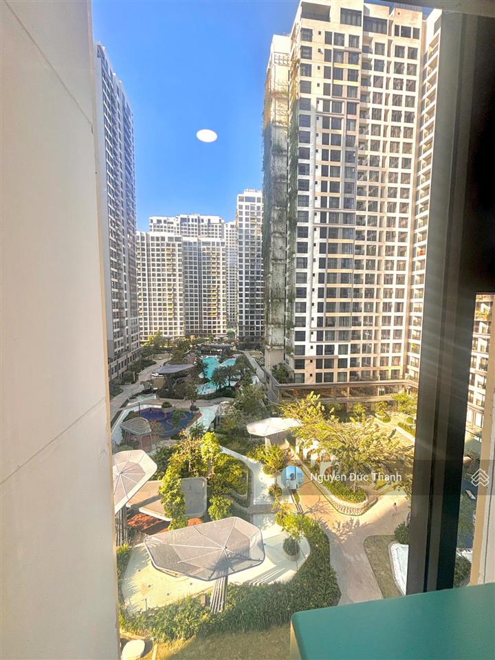 2pn loại lớn nhất 2 view siêu cháy cực thoáng, chỉ xách vali và vào ở