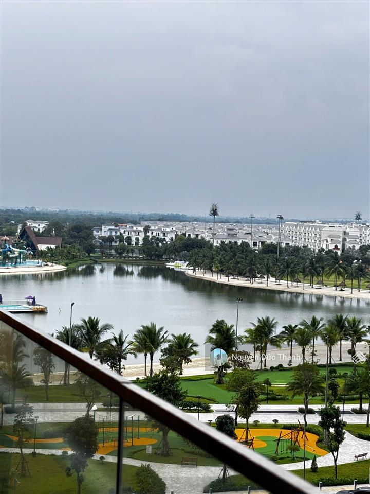 Nhà mới 100% 2pn 2wc view nội khu resort, tiện ích cao cấp, free gym và tiện ích trong nhà