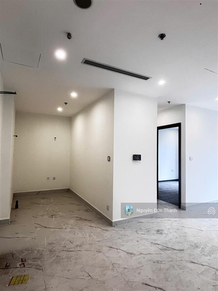 Nhà mới 100% 2pn 2wc view nội khu resort, tiện ích cao cấp, free gym và tiện ích trong nhà